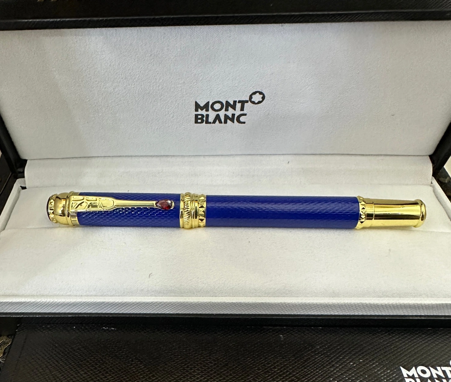 Vibrant 7674 Montblanc Pen