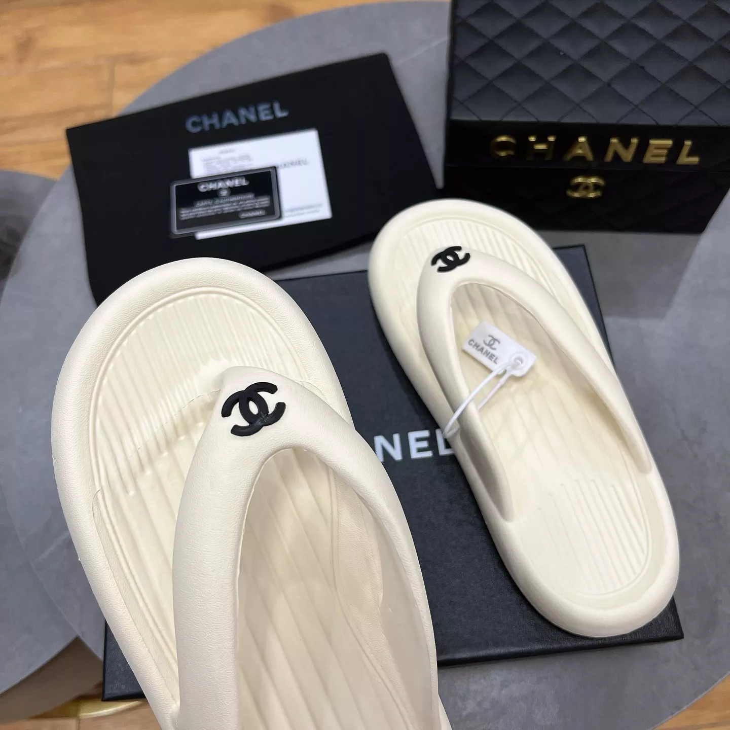 Vibrant 7676 Chanel Slippers For Women