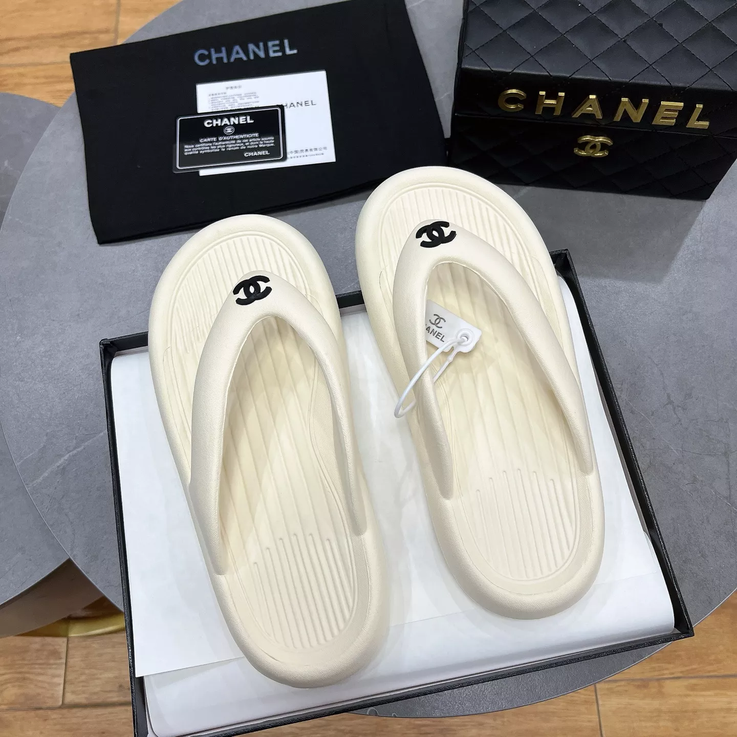 Vibrant 7676 Chanel Slippers For Women