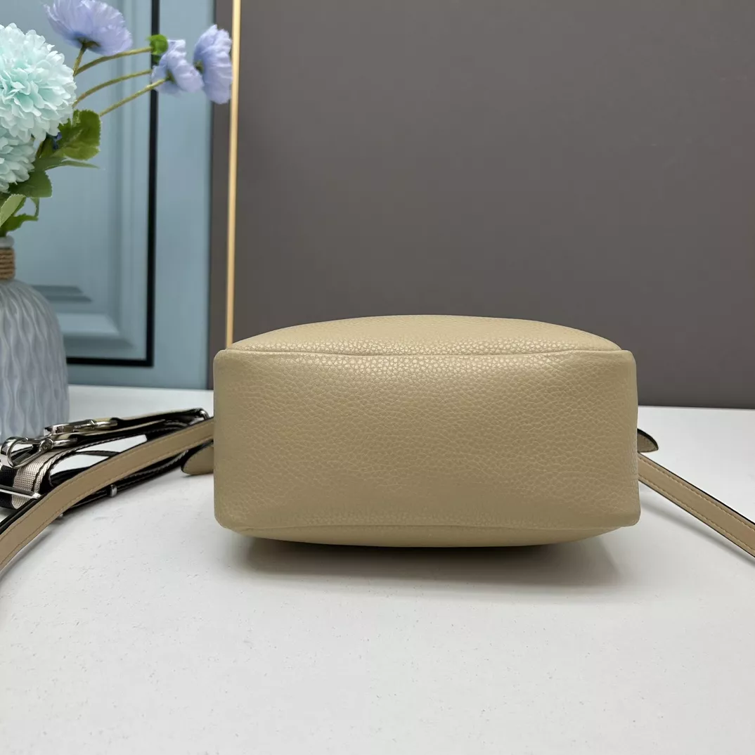 Vibrant 7698 Prada AAA Quality Handbags For Women