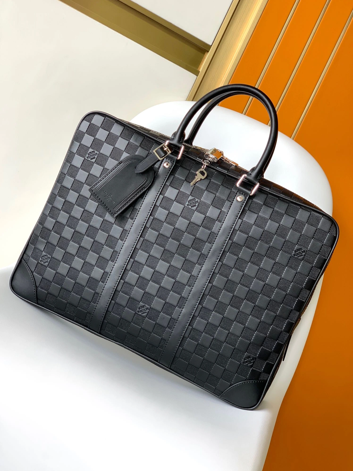 Vibrant 7743 Louis Vuitton AAA Man Handbags