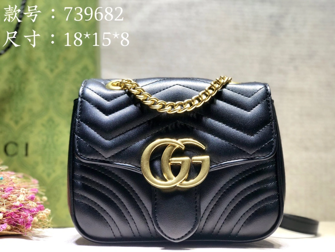 Vibrant 777 Gucci AAA Quality Messenger Bags For Women