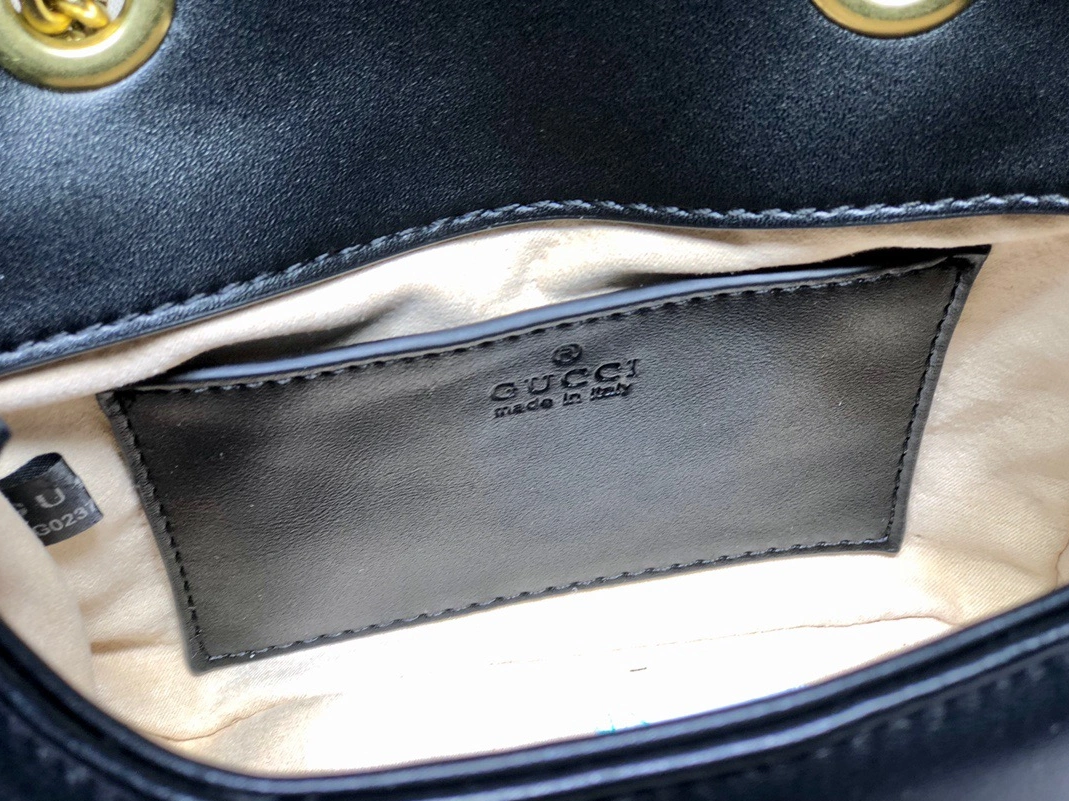 Vibrant 777 Gucci AAA Quality Messenger Bags For Women