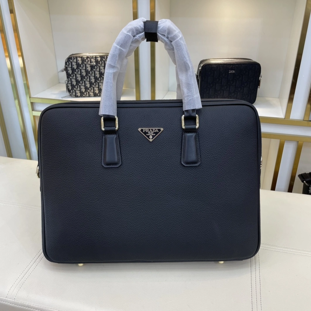 Vibrant 778 Prada AAA Man Handbags
