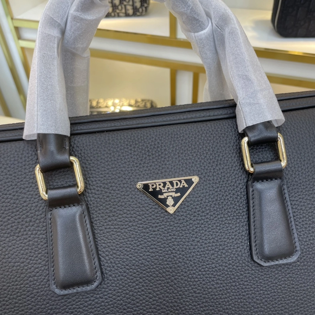 Vibrant 778 Prada AAA Man Handbags