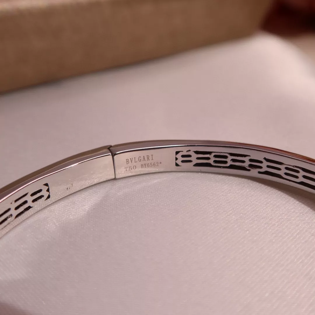 Vibrant 7854 Bvlgari Bracelets