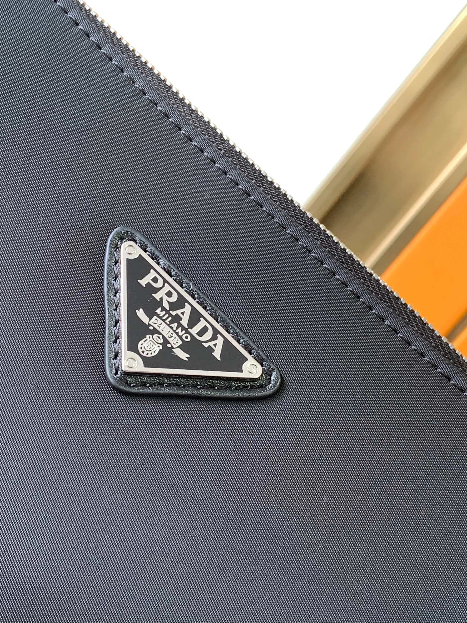Vibrant 7886 Prada AAA Man Wallets