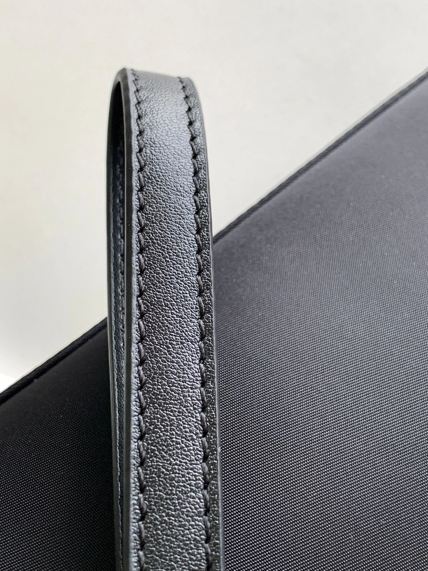 Vibrant 7886 Prada AAA Man Wallets