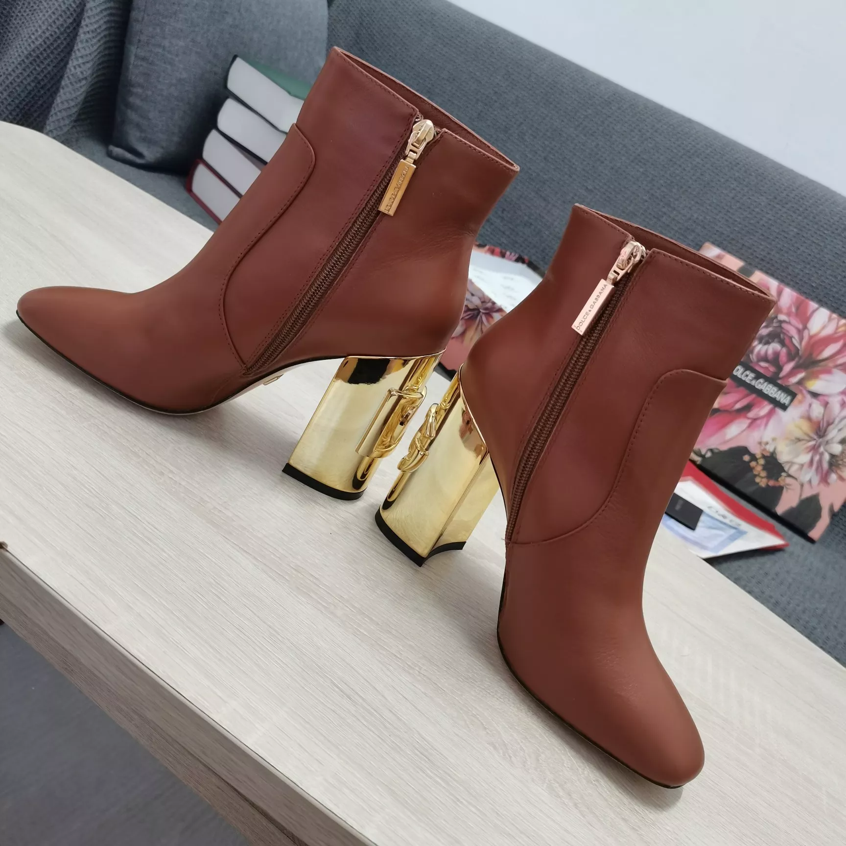 Vibrant 8015 Dolce & Gabbana D&G Boots For Women