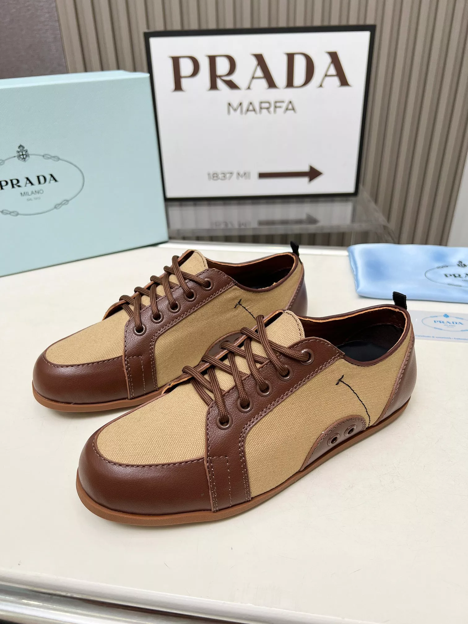 Vibrant 8036 Prada Casual Shoes For Women