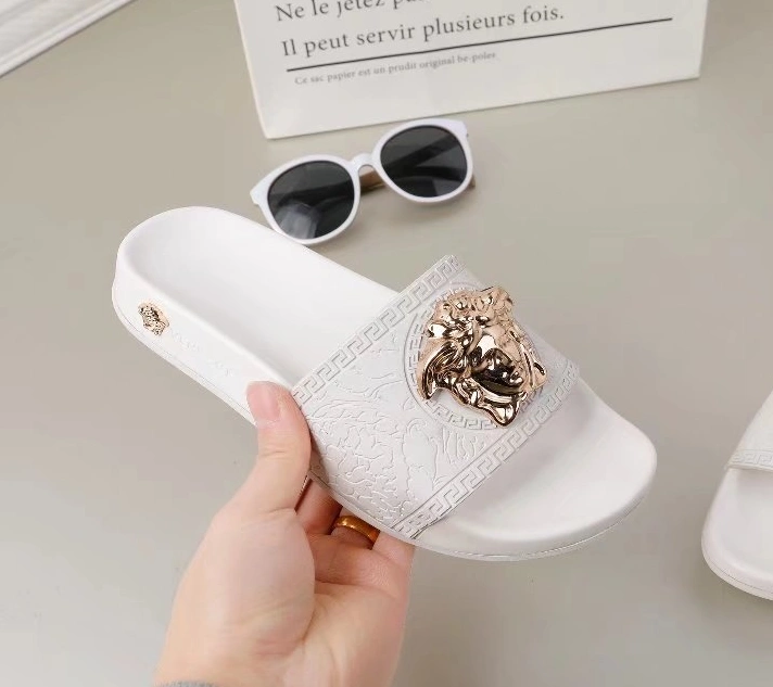Vibrant 8121 Versace Slippers For Men