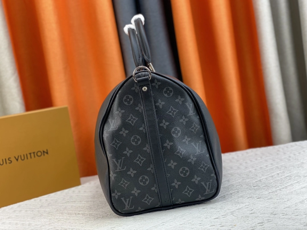 Vibrant 8218 Louis Vuitton Travel Bags For Unisex