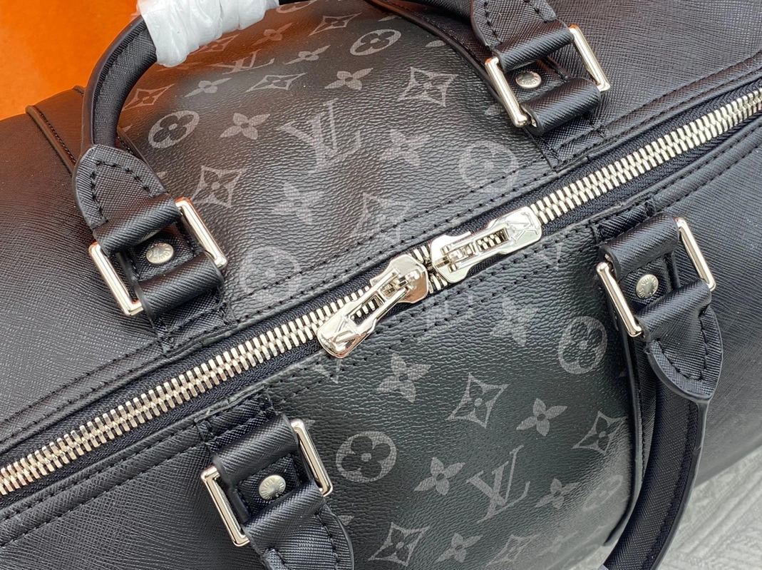 Vibrant 8218 Louis Vuitton Travel Bags For Unisex