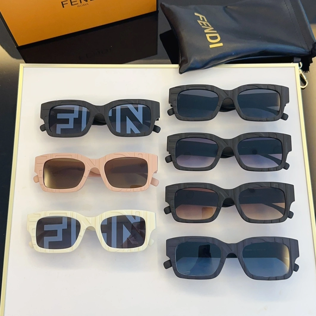 Vibrant 8409 Fendi AAA Quality Sunglasses