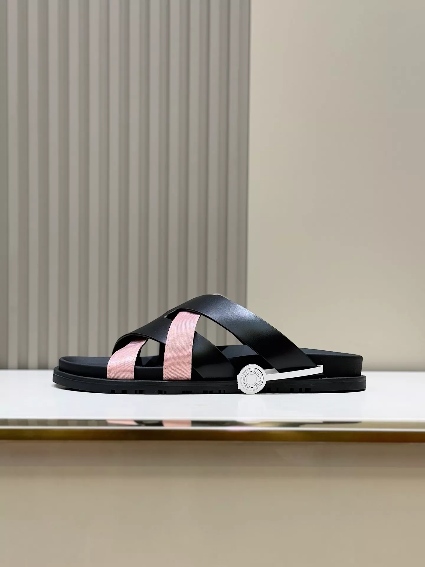 Vibrant 8557 Hermes Slippers For Men