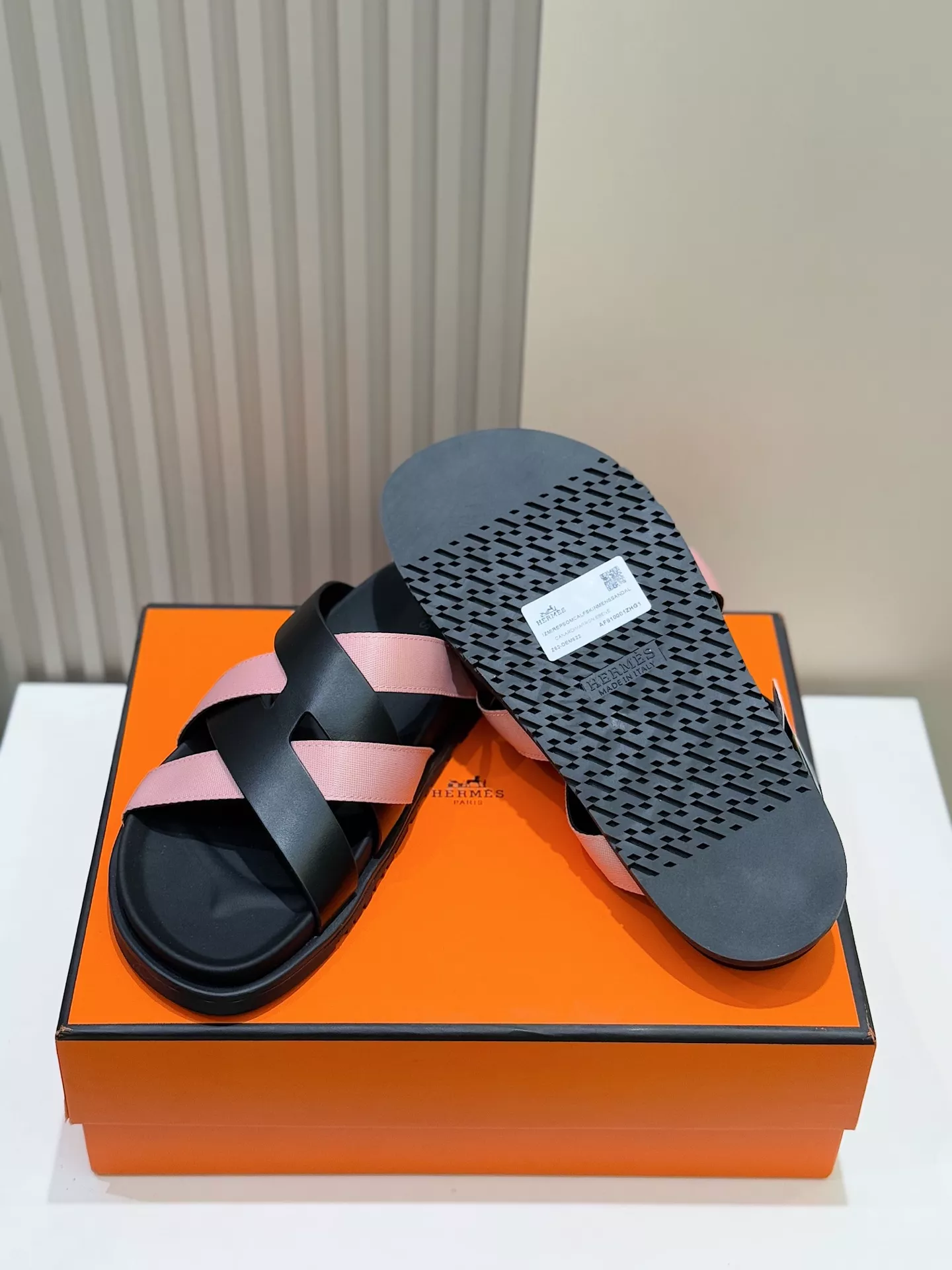 Vibrant 8557 Hermes Slippers For Men