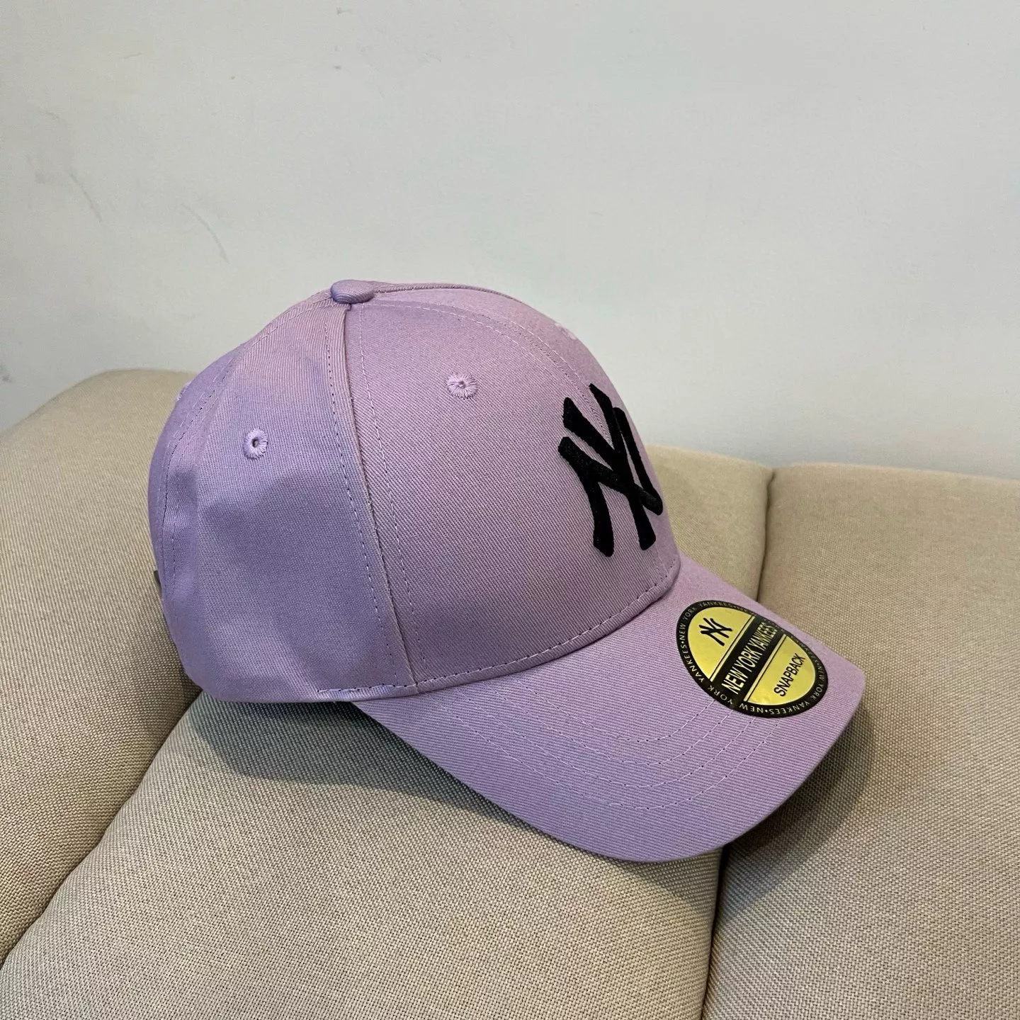 Vibrant 8609 New York Yankees Caps