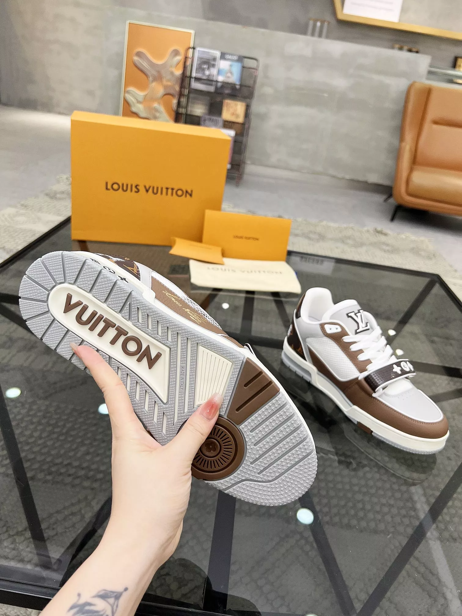 Vibrant 8699 Louis Vuitton Casual Shoes For Men