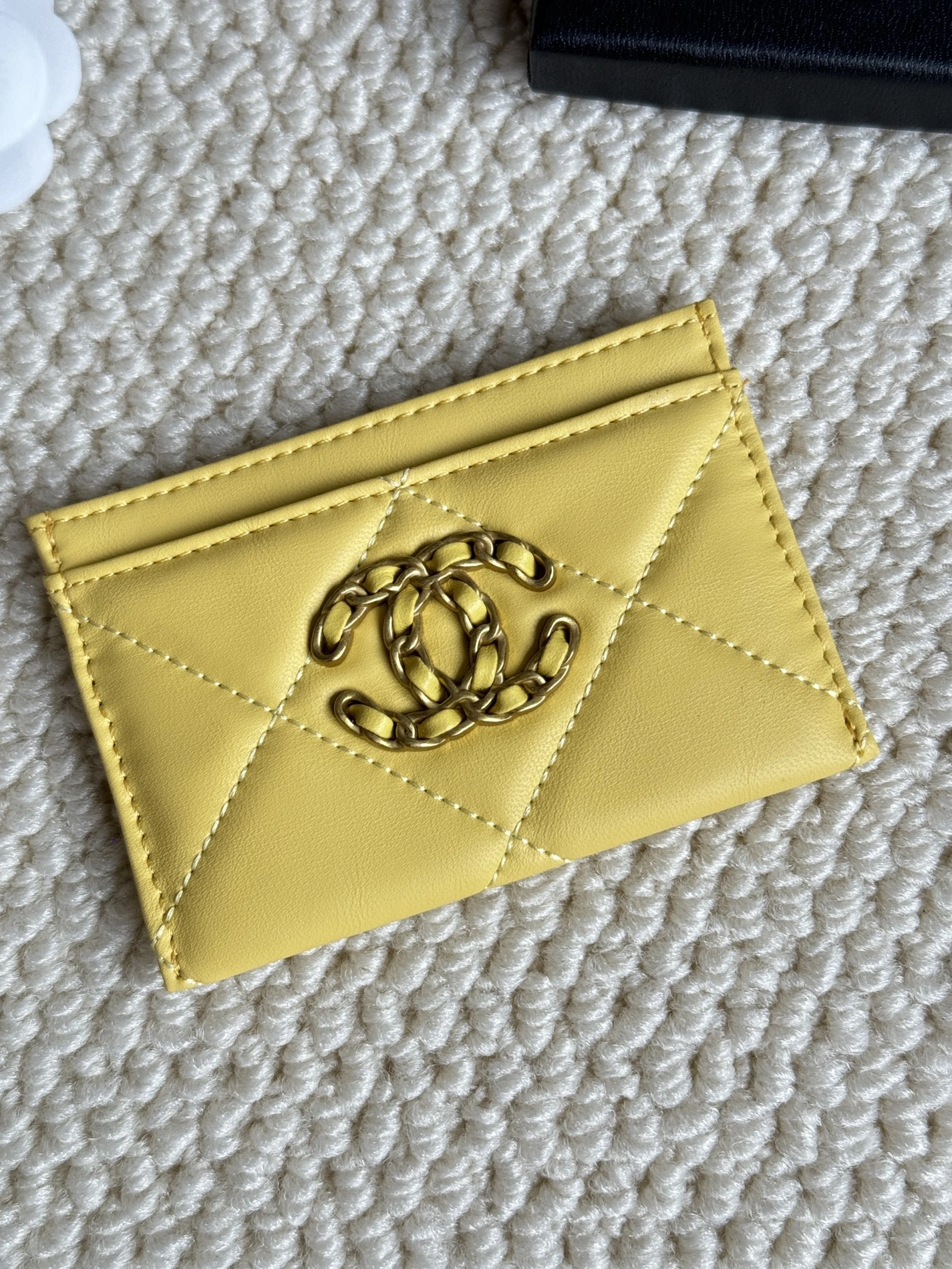 Vibrant 8890 Chanel Card Case