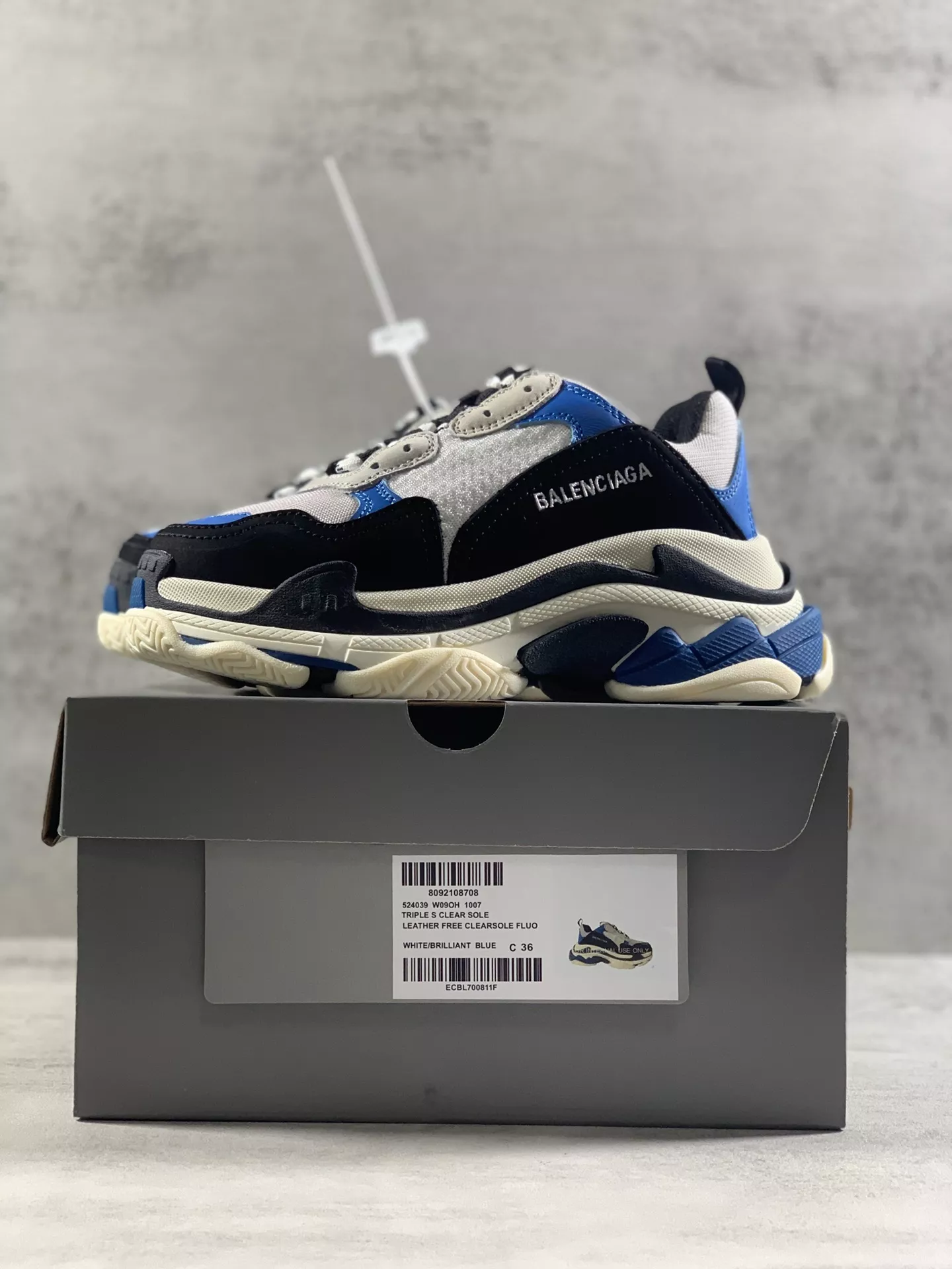 Vibrant 8996 Balenciaga Casual Shoes For Men