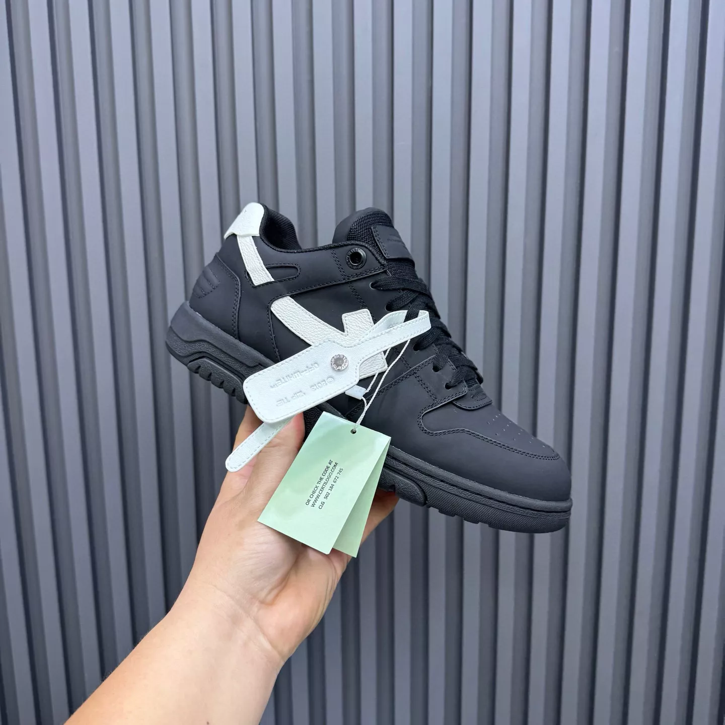 Vibrant 9141 Off-White Casual Shoes For Men