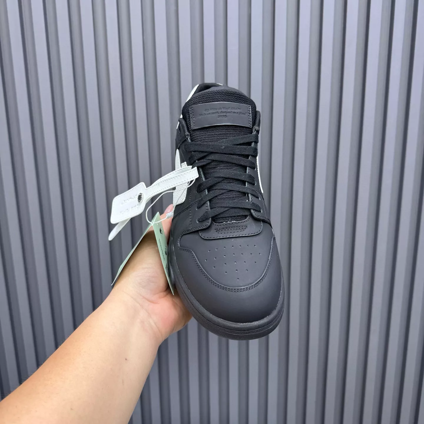 Vibrant 9141 Off-White Casual Shoes For Men