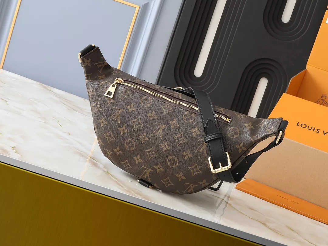 Vibrant 9240 Louis Vuitton LV AAA Quality Belt Bags For Unisex