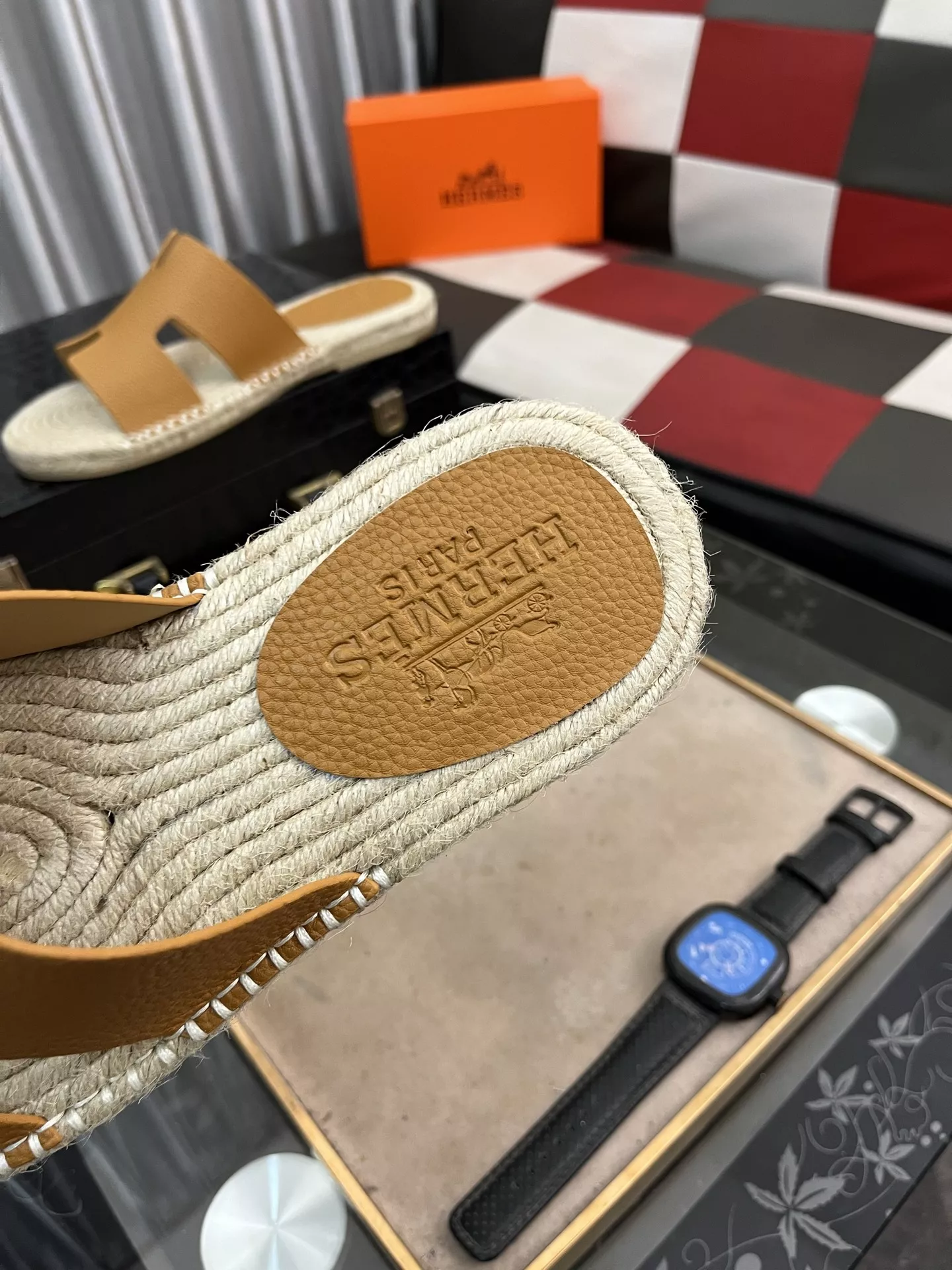 Vibrant 9438 Hermes Slippers For Men