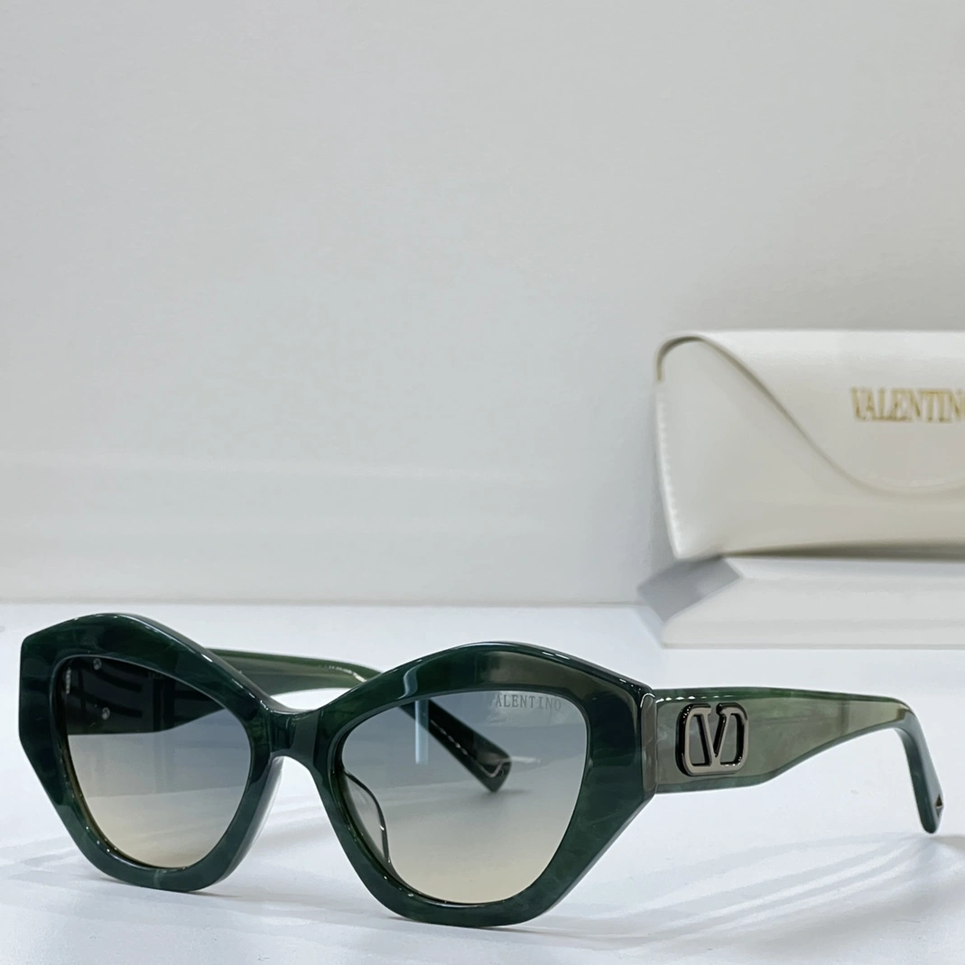 Vibrant 968 Valentino AAA Quality Sunglasses