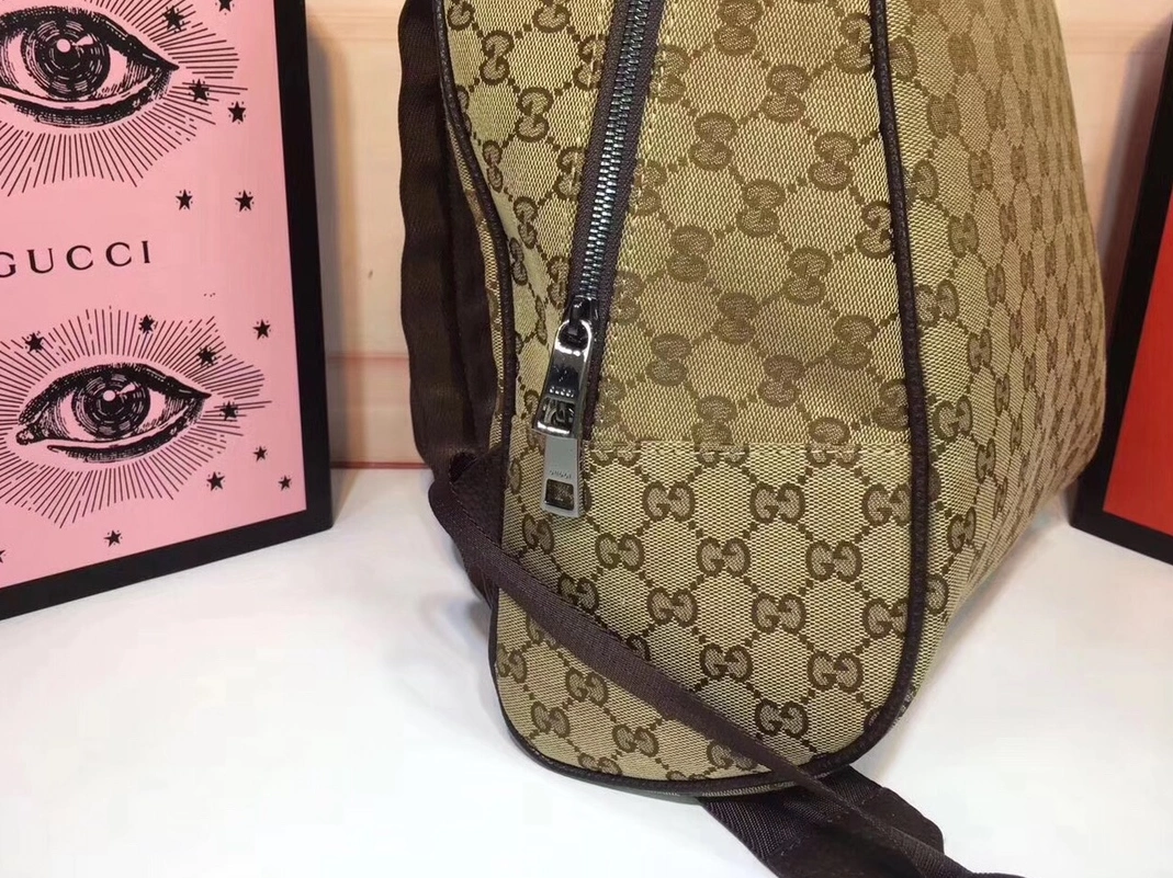 Vibrant 975 Gucci AAA Man Backpacks