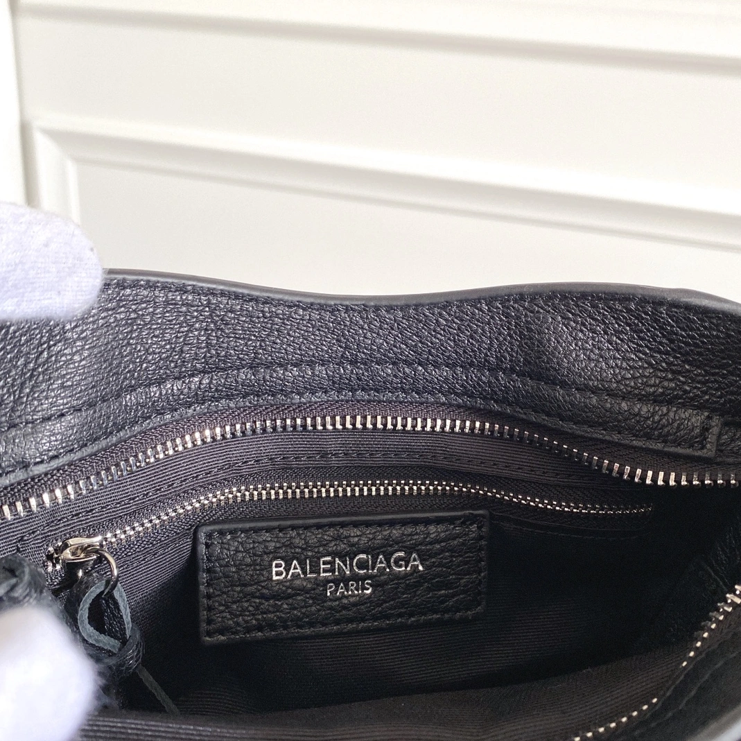 Vibrant 9988 Balenciaga AAA Quality Handbags For Women