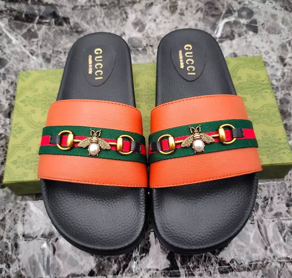 Vibrant 9998 Gucci Slippers For Men