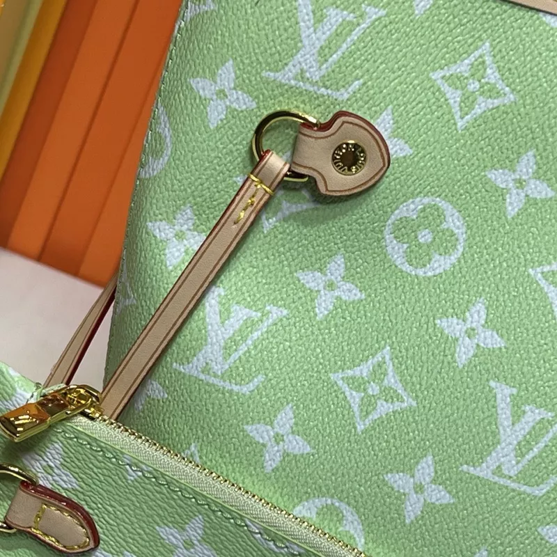 WellDesigned 1021 Louis Vuitton AAA Quality Shoulder Bags For Women