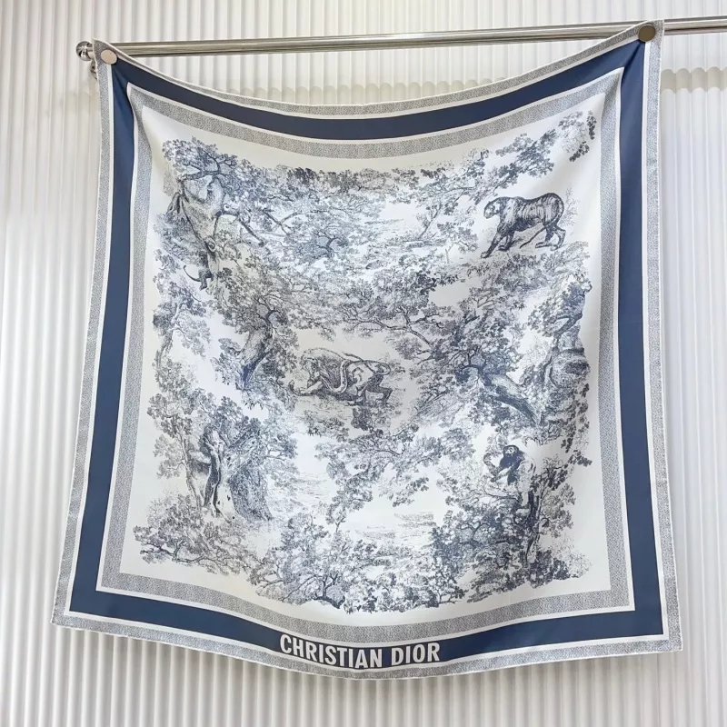 WellDesigned 1280 Christian Dior Silk Squares