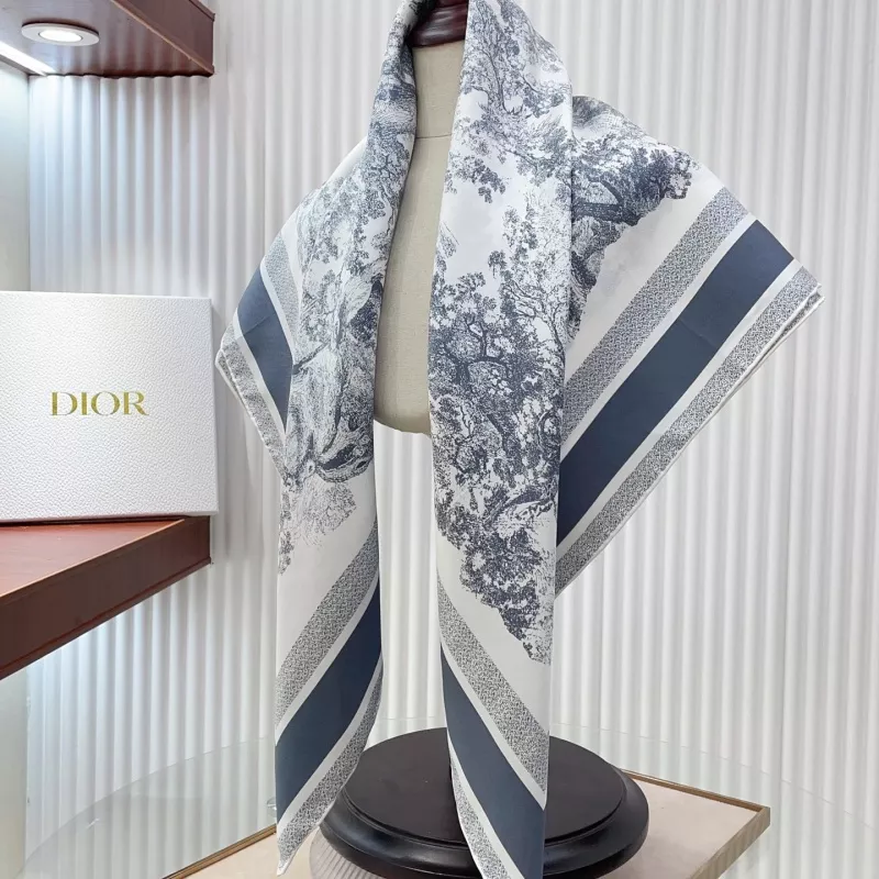 WellDesigned 1280 Christian Dior Silk Squares