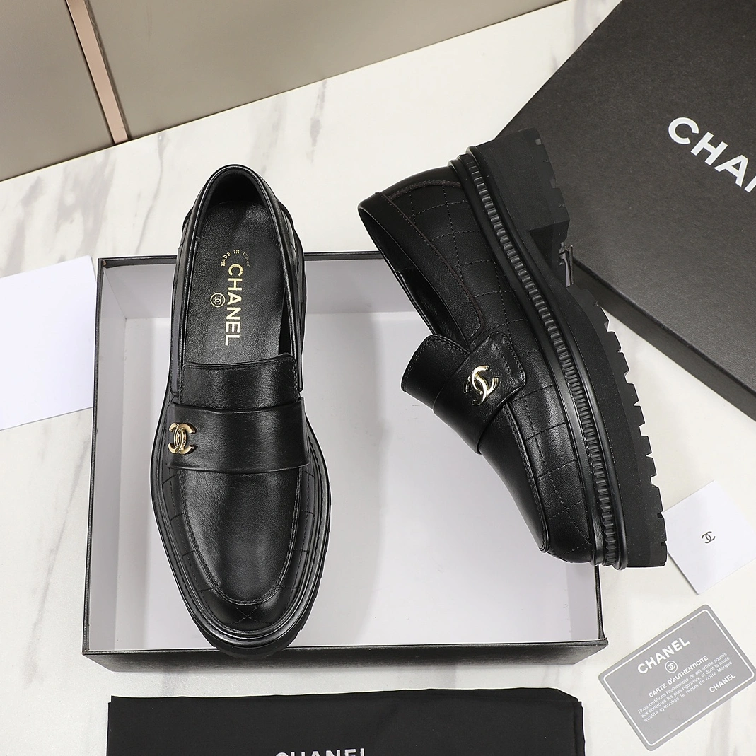 WellDesigned 1299 Chanel Leather Shoes For Women