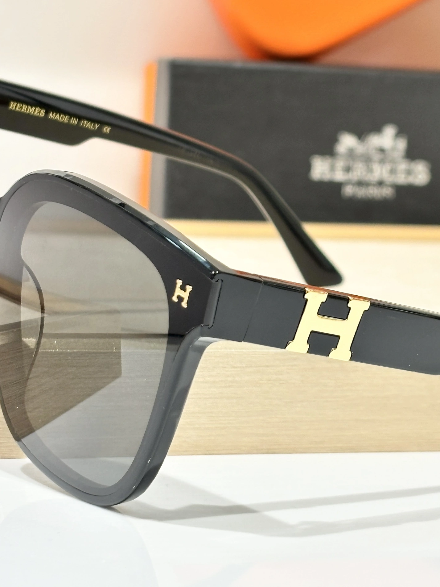 WellDesigned 1356 Hermes AAA Quality Sunglasses