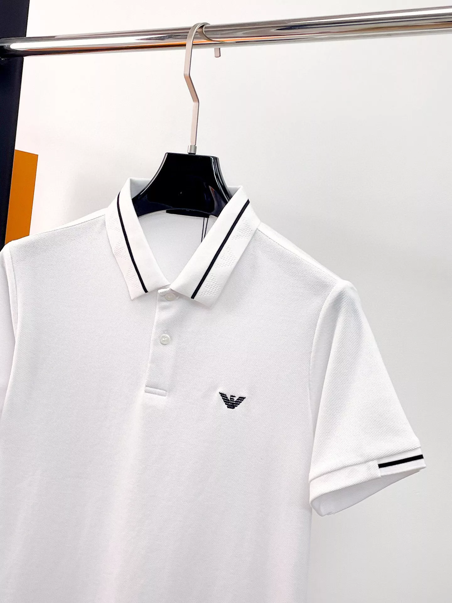 WellDesigned 141 Armani T-Shirts Short Sleeved For Men