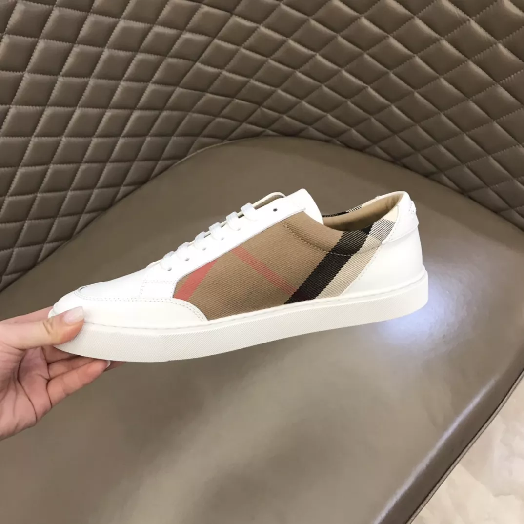 WellDesigned 1475 Burberry Casual Shoes For Men