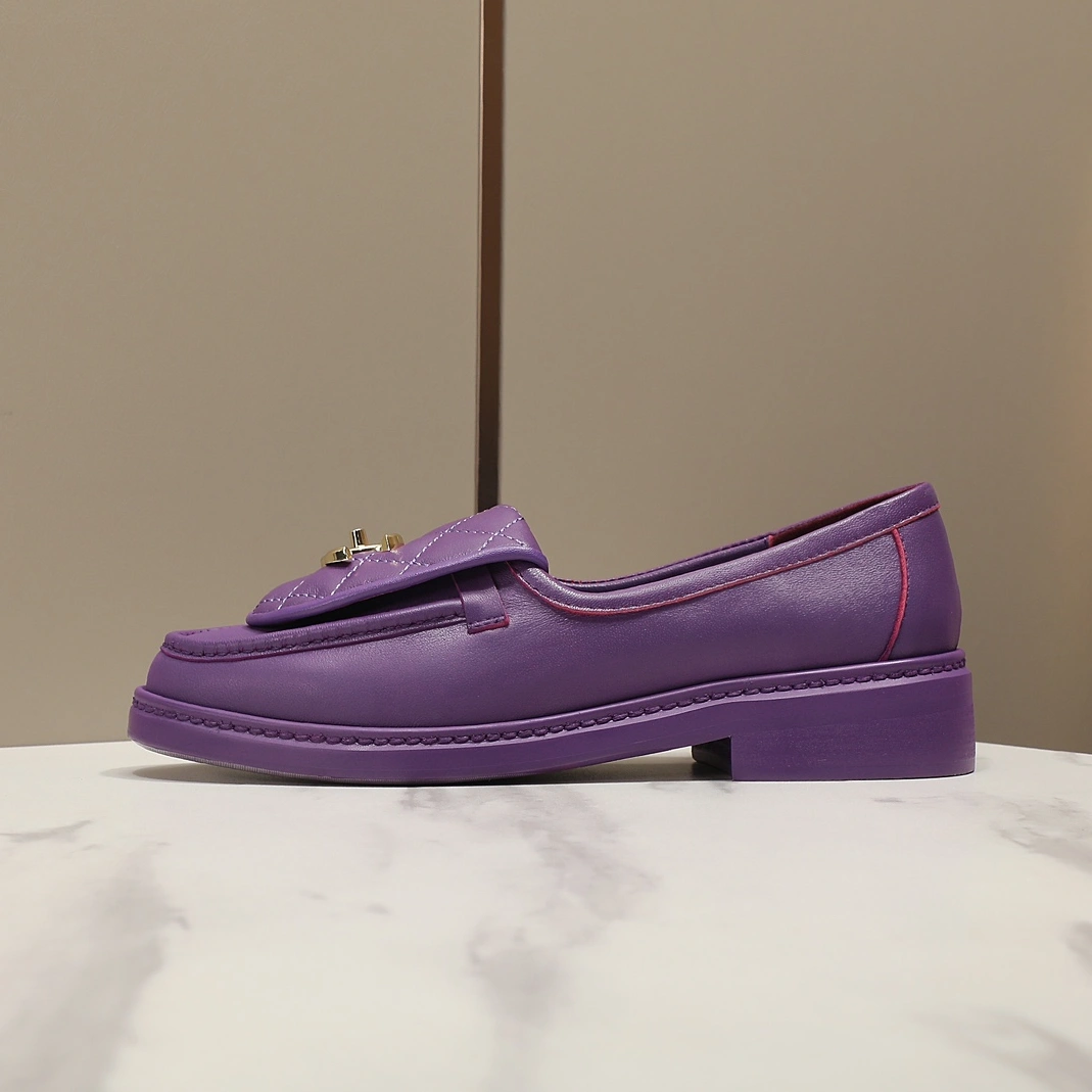 WellDesigned 1537 Chanel Leather Shoes For Women