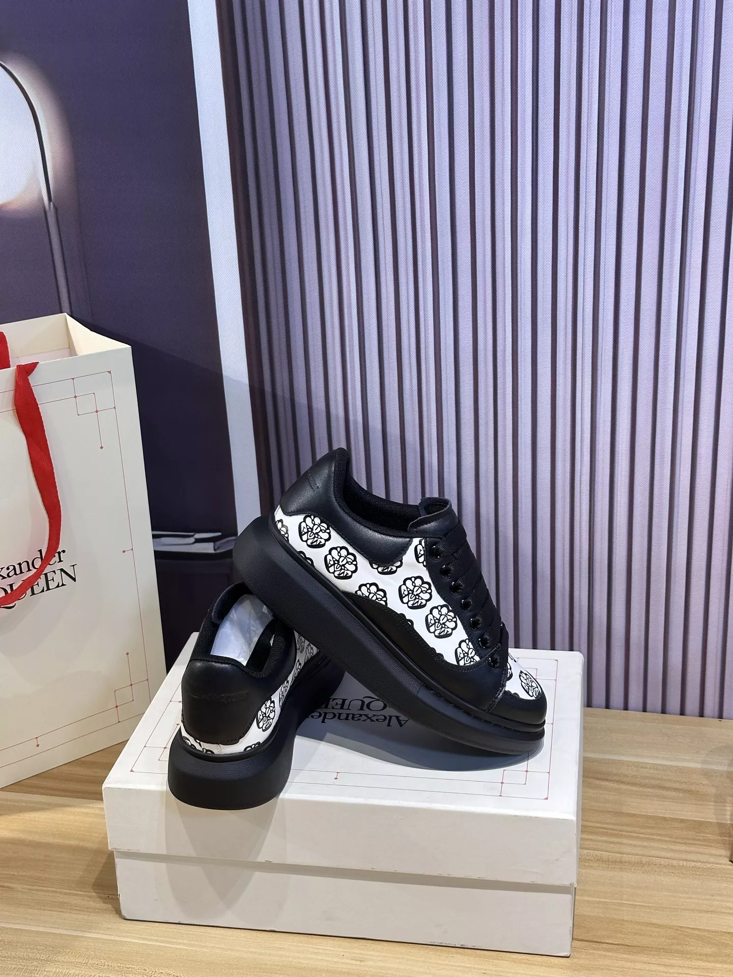 WellDesigned 163 Alexander McQueen Casual Shoes For Men