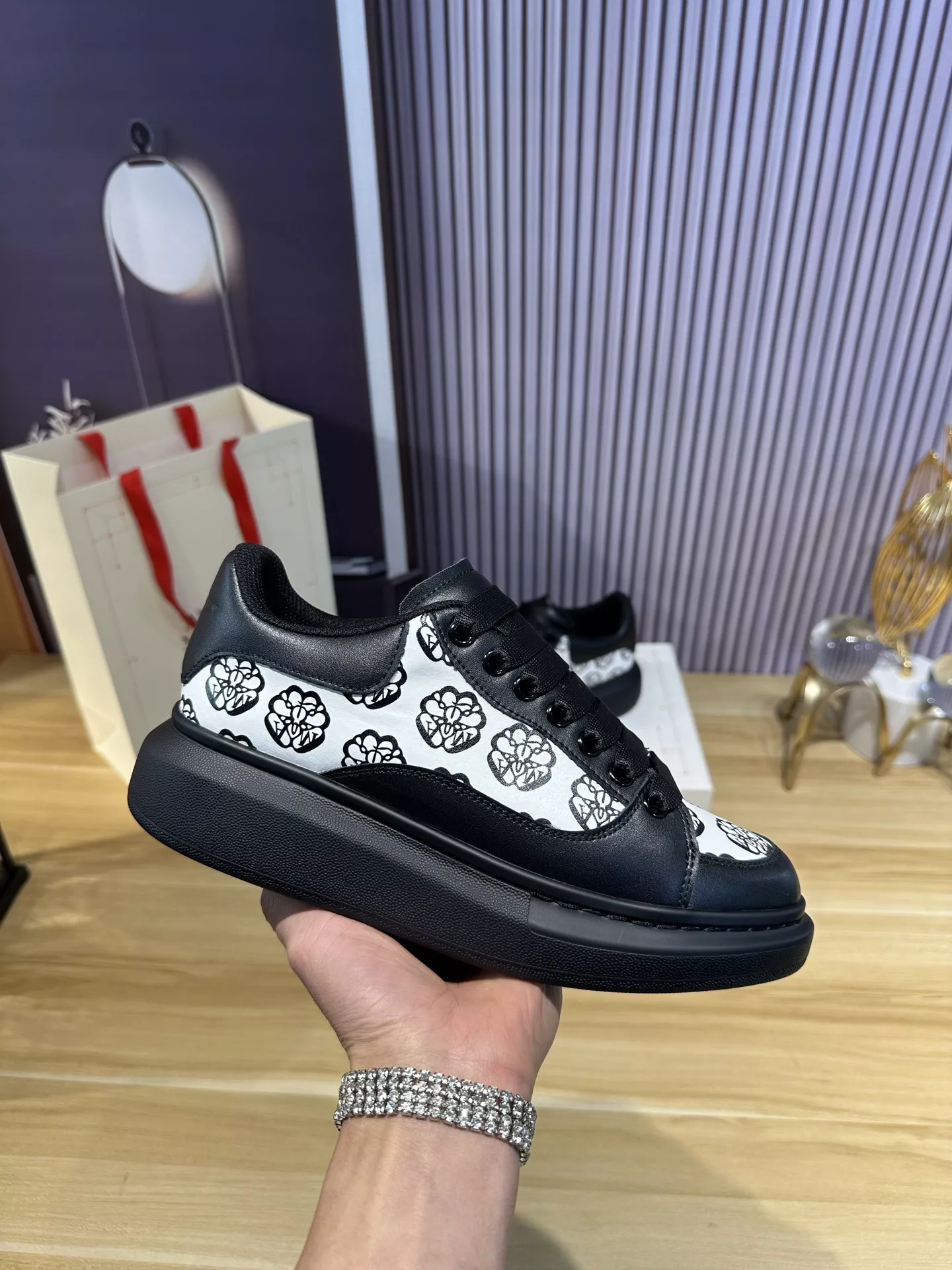 WellDesigned 163 Alexander McQueen Casual Shoes For Men
