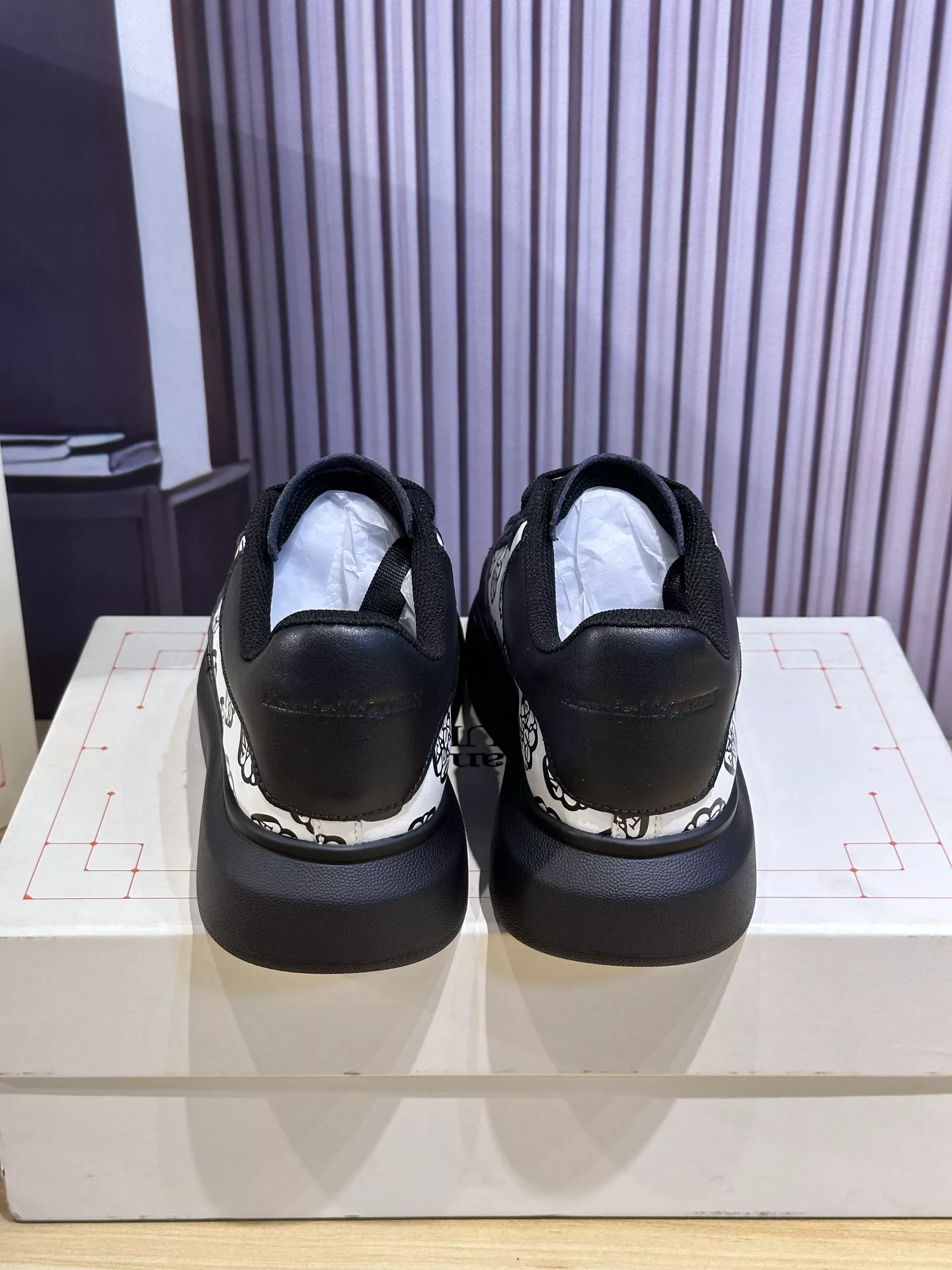 WellDesigned 163 Alexander McQueen Casual Shoes For Men