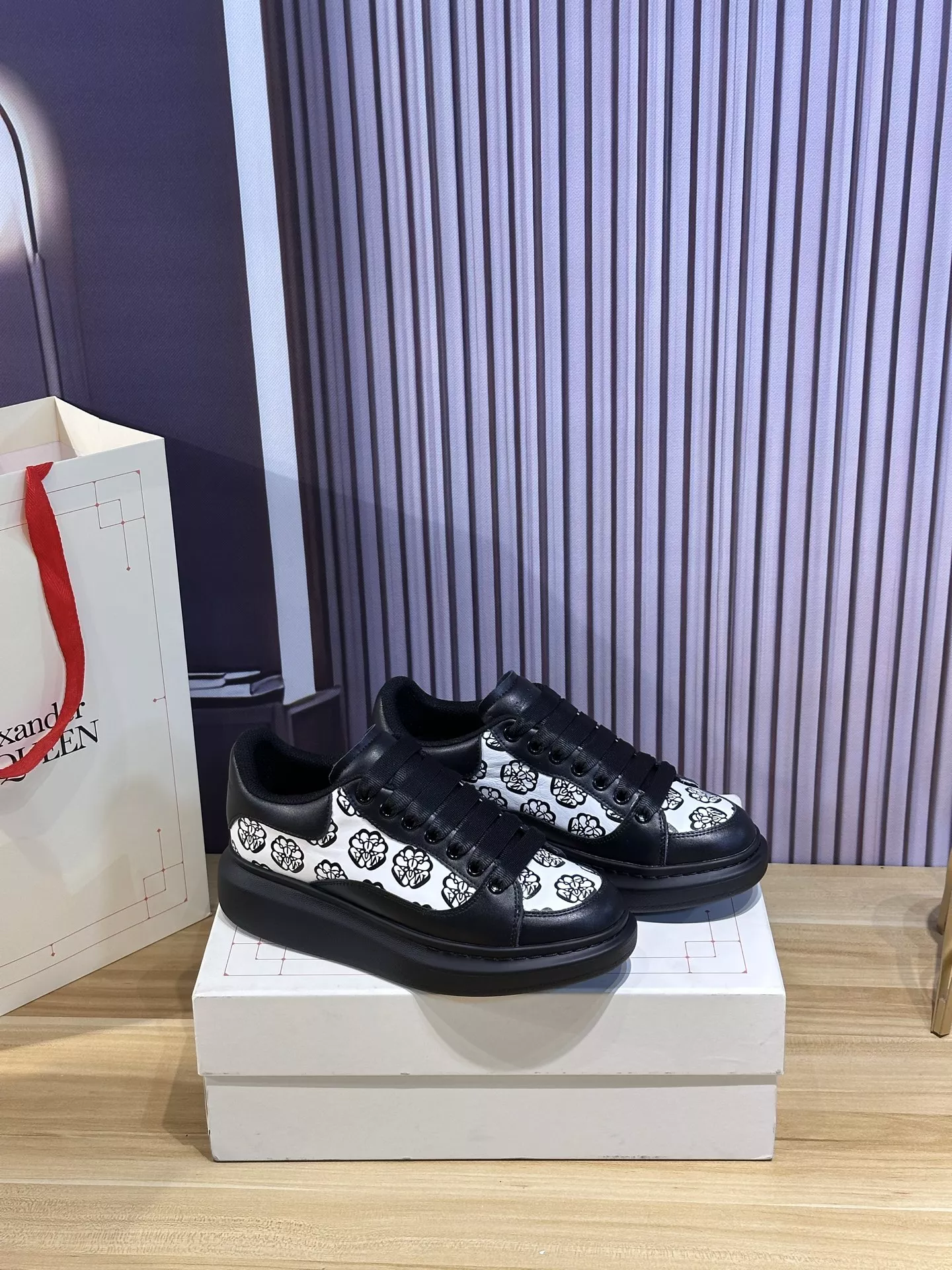 WellDesigned 163 Alexander McQueen Casual Shoes For Men