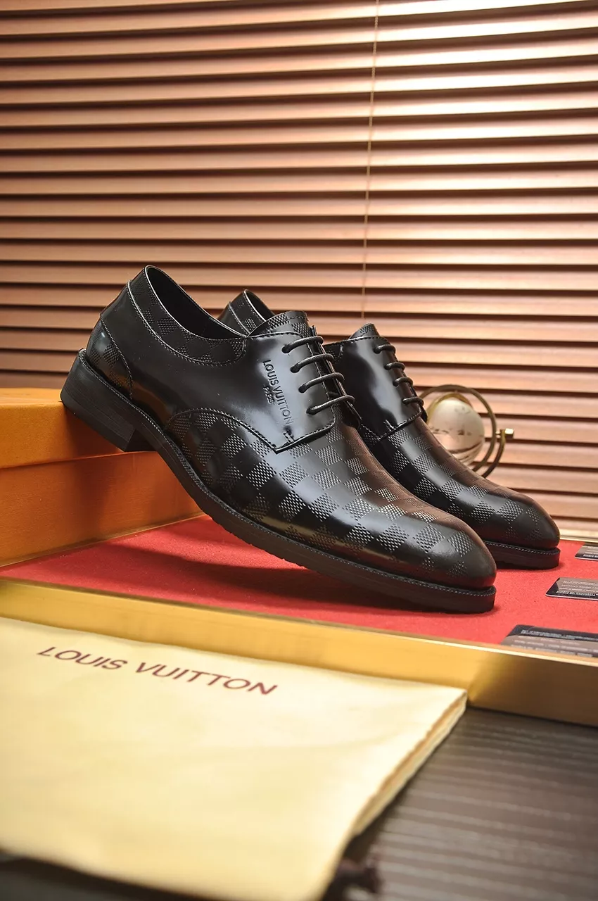 WellDesigned 1647 Louis Vuitton LV Oxfords Shoes For Men