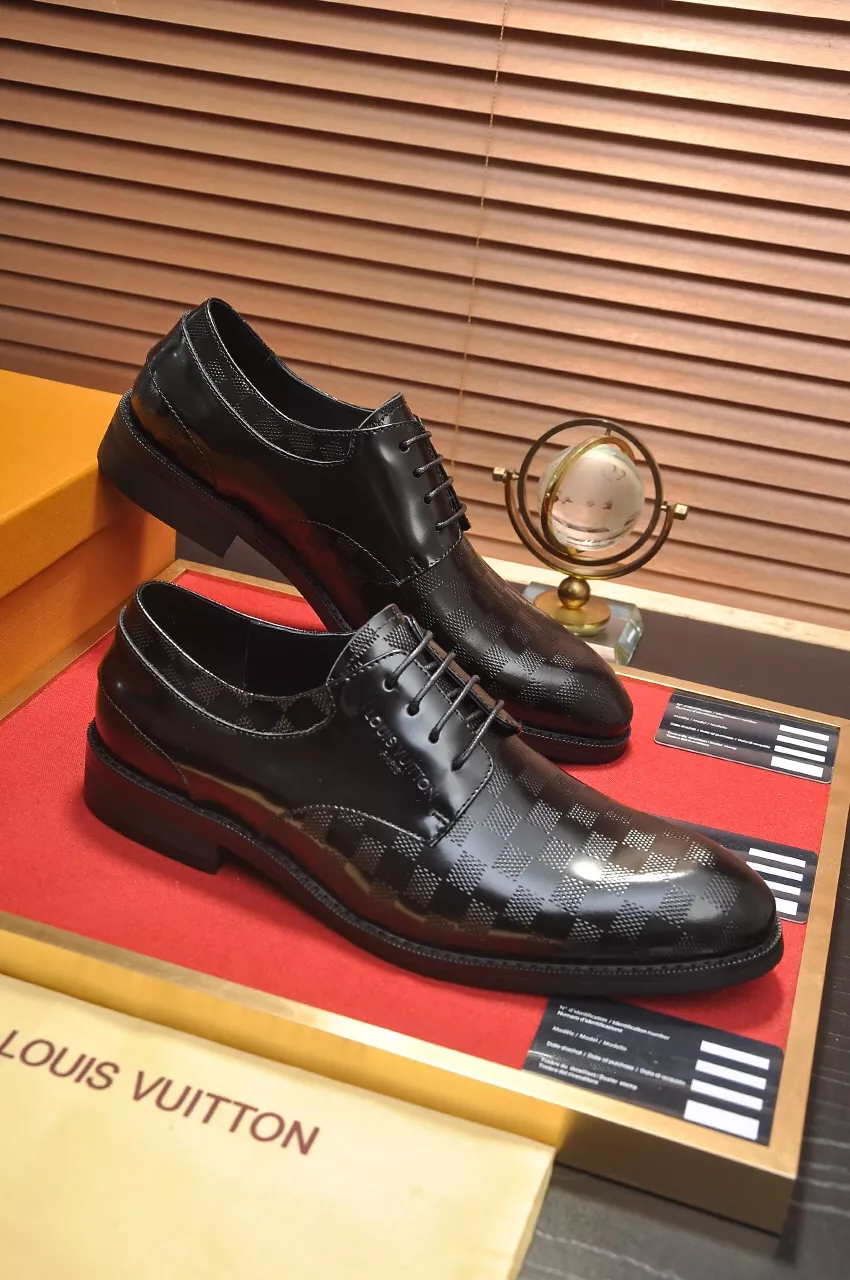 WellDesigned 1647 Louis Vuitton LV Oxfords Shoes For Men