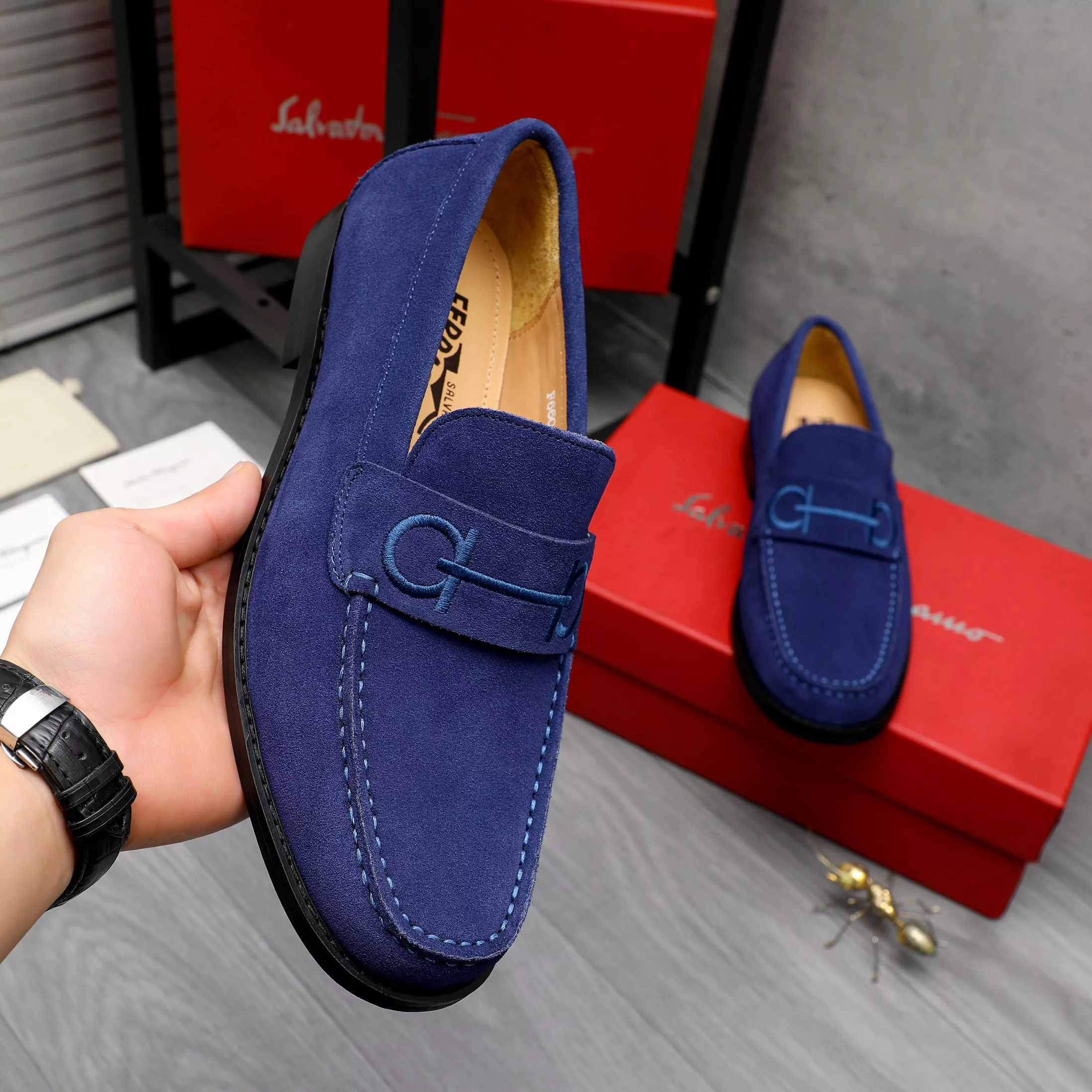 WellDesigned 1928 Salvatore Ferragamo Leather Shoes For Men