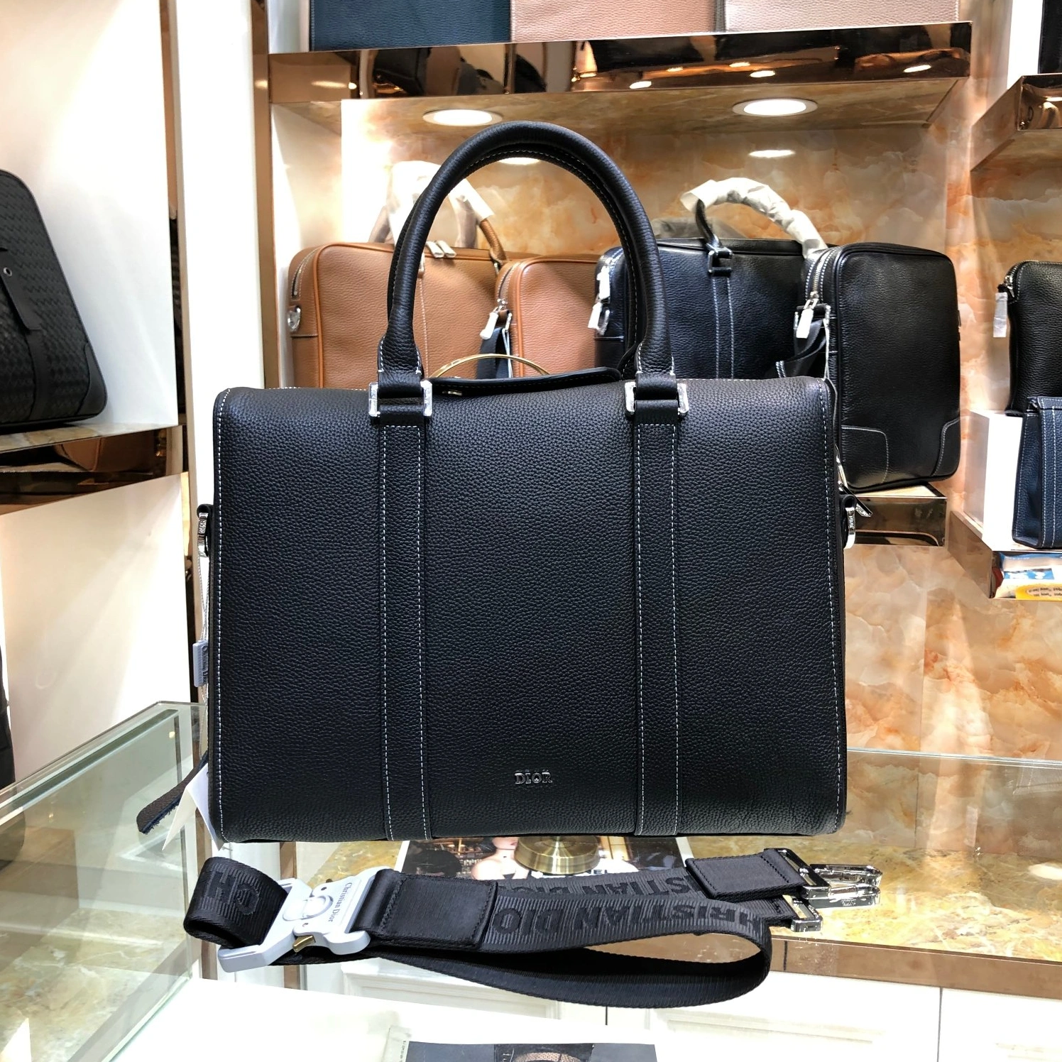 WellDesigned 2036 Christian Dior AAA Man Handbags