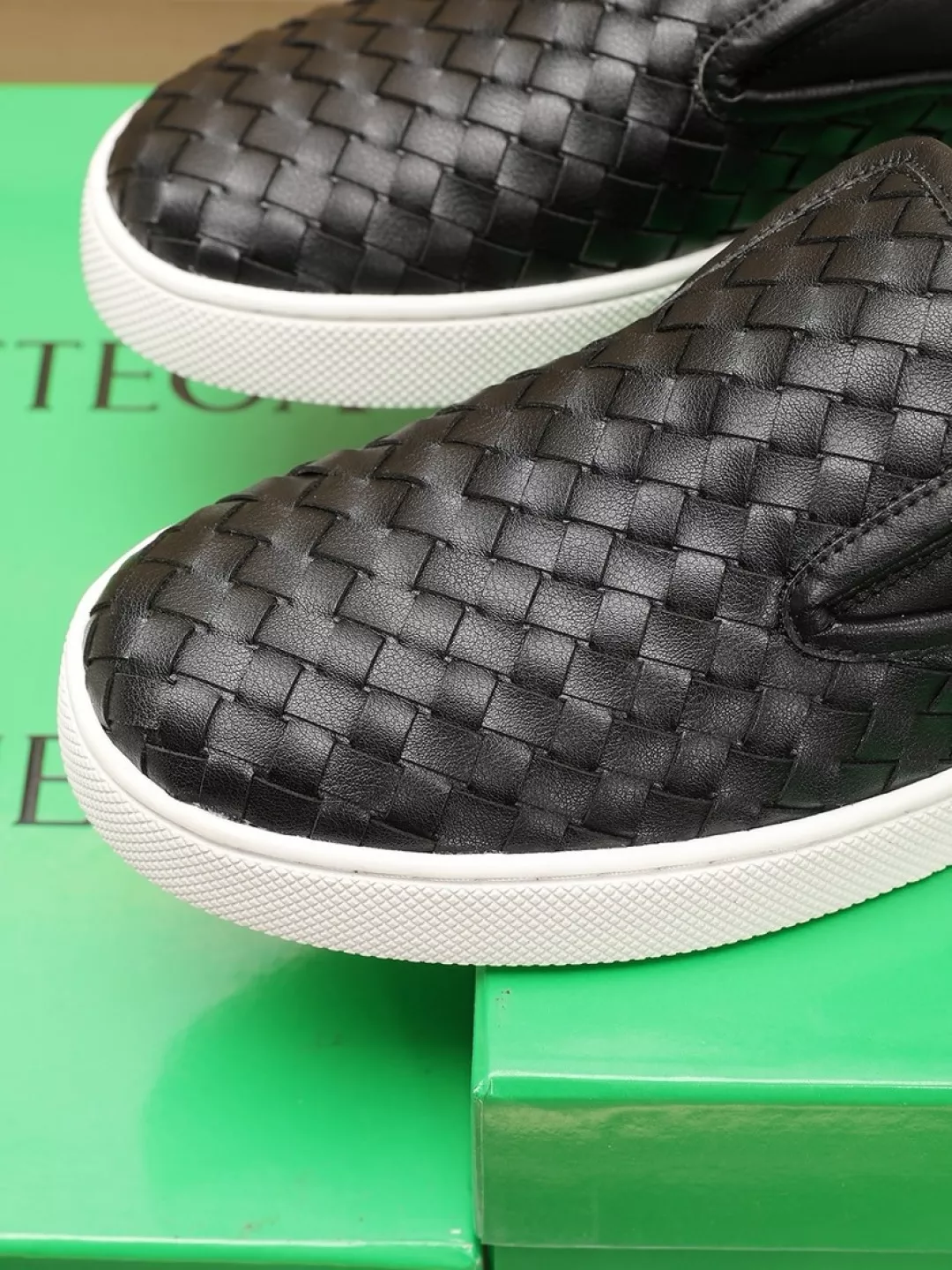 WellDesigned 2073 Bottega Veneta BV Casual Shoes For Men