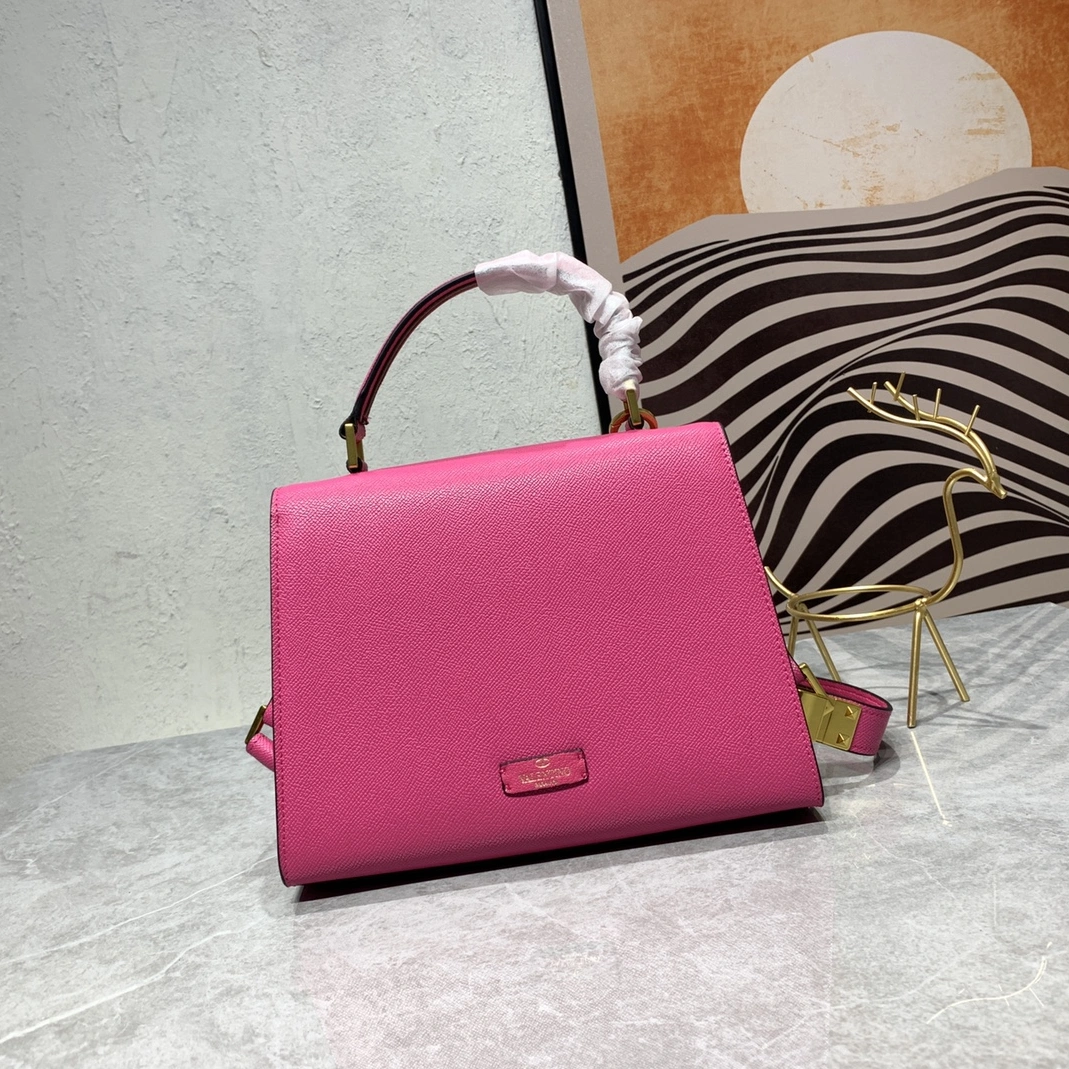 WellDesigned 2079 Valentino AAA Quality Handbags For Women